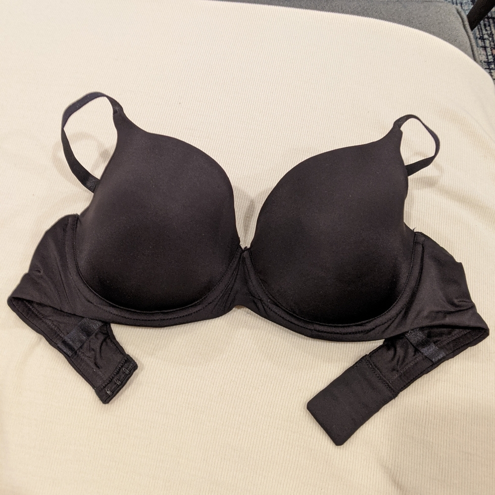 BOGO EUC H&M Lined Underwire Bra 36D